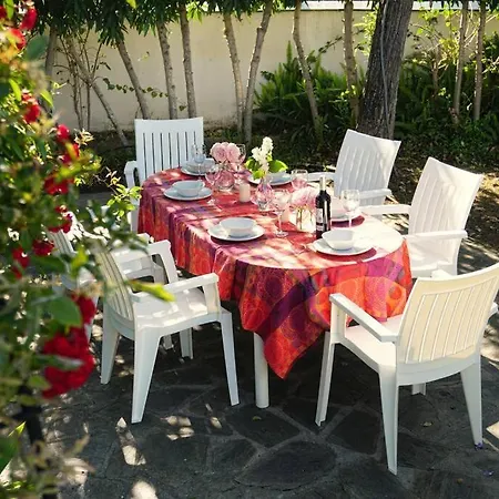 Private & Pool Nr Puerto Banus Villa Marbella