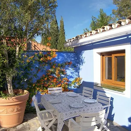 Private & Pool Nr Puerto Banus *