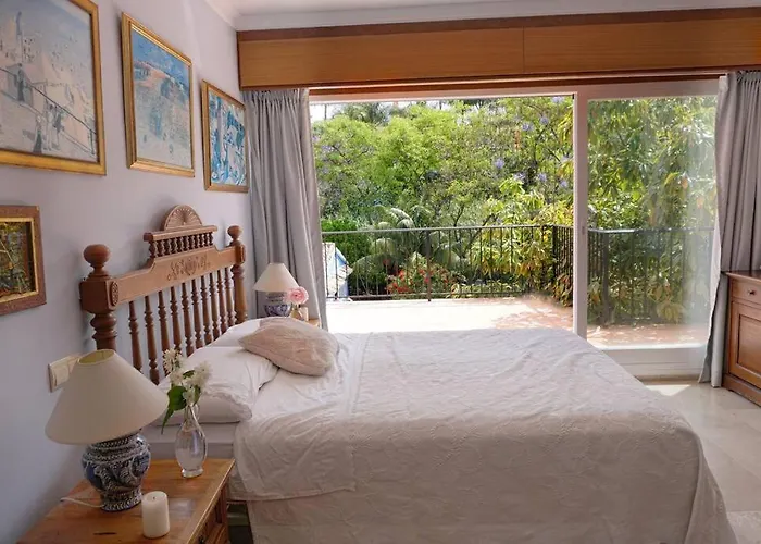 Private & Pool Nr Puerto Banus Vila