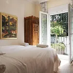 Private & Pool Nr Puerto Banus Marbella