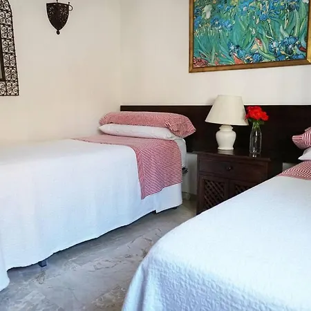 Private & Pool Nr Puerto Banus * Marbellac