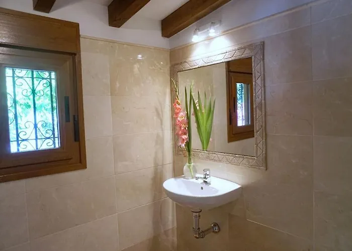 Private & Pool Nr Puerto Banus