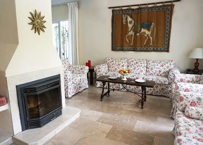 Private & Pool Nr Puerto Banus Willa Marbella