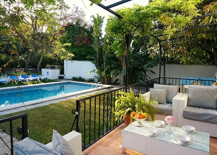 Private & Pool Nr Puerto Banus