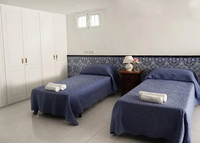 Private & Pool Nr Puerto Banus * מארבלה