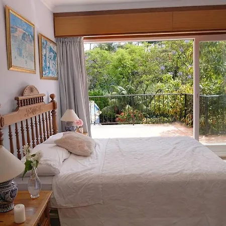 Private & Pool Nr Puerto Banus ヴィラ