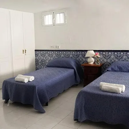 Private & Pool Nr Puerto Banus * Марбелья