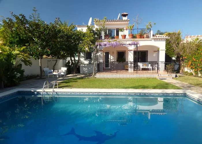 Private & Pool Nr Puerto Banus Villa Marbella