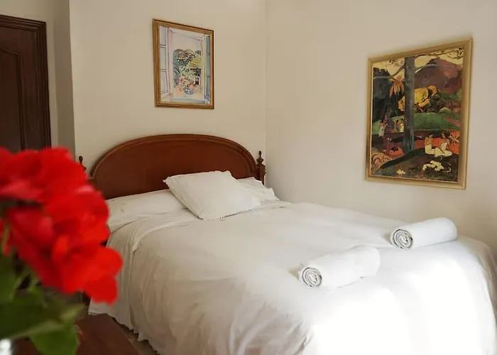Private & Pool Nr Puerto Banus Villa *